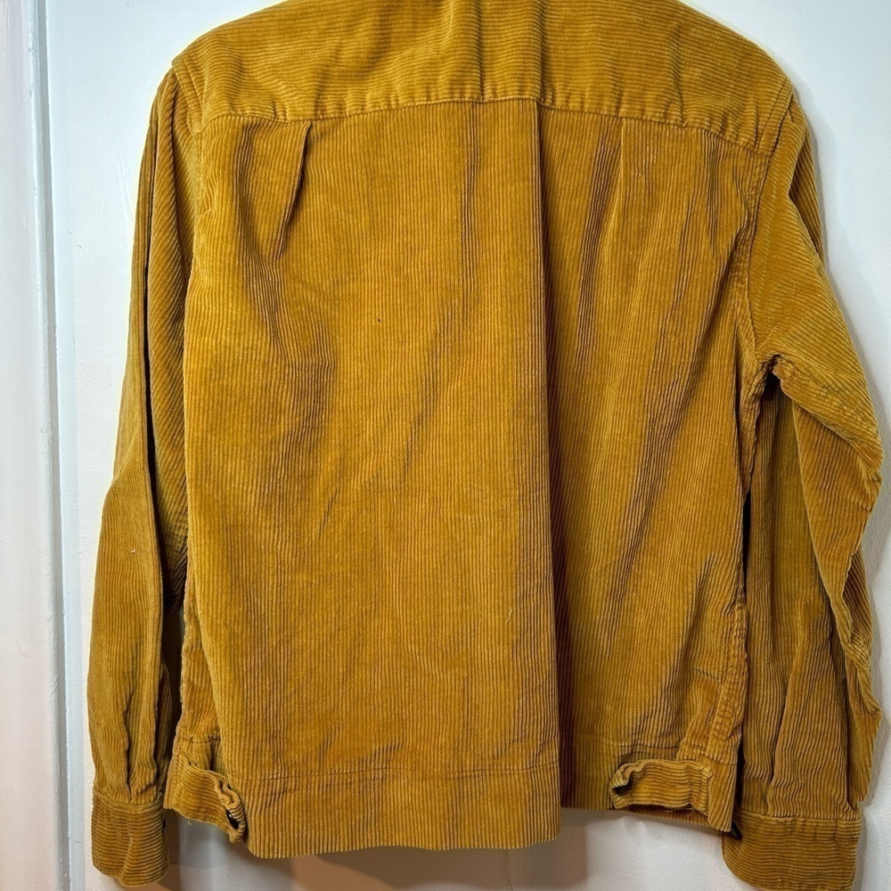 Vintage Eaton’s corduroy jacket size M in mustard yellow. - Picture 6 of 8
